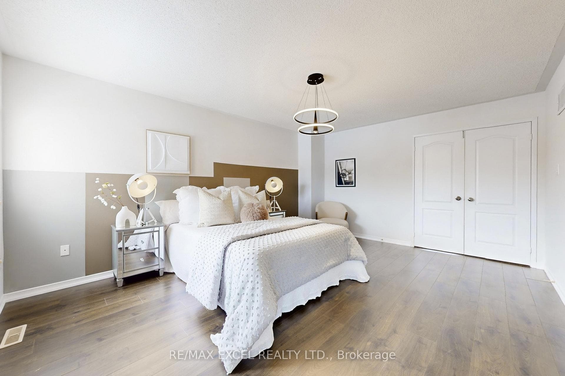 43 Evaridge Drive photo 18