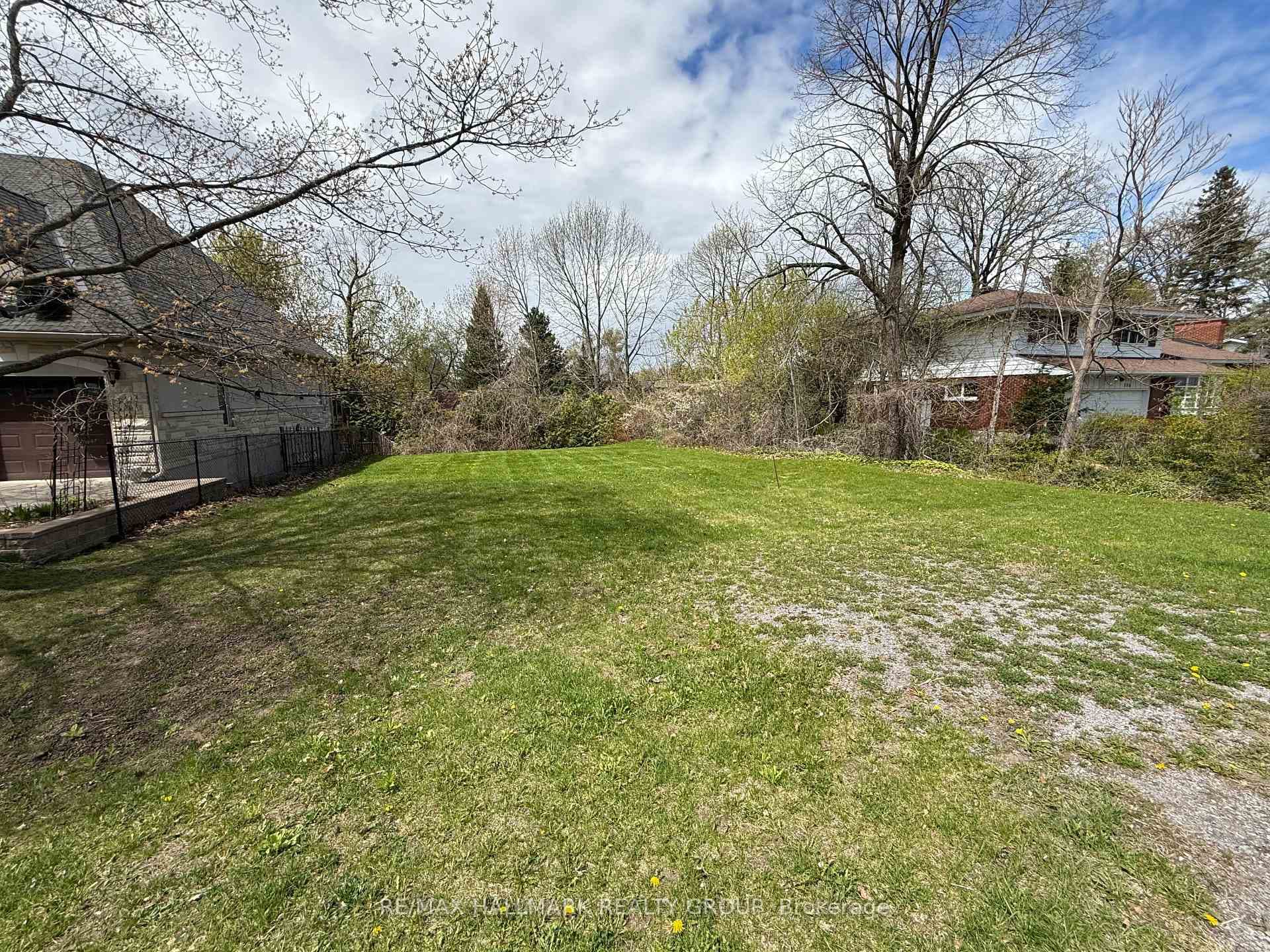 95 Dorothea Drive photo 2