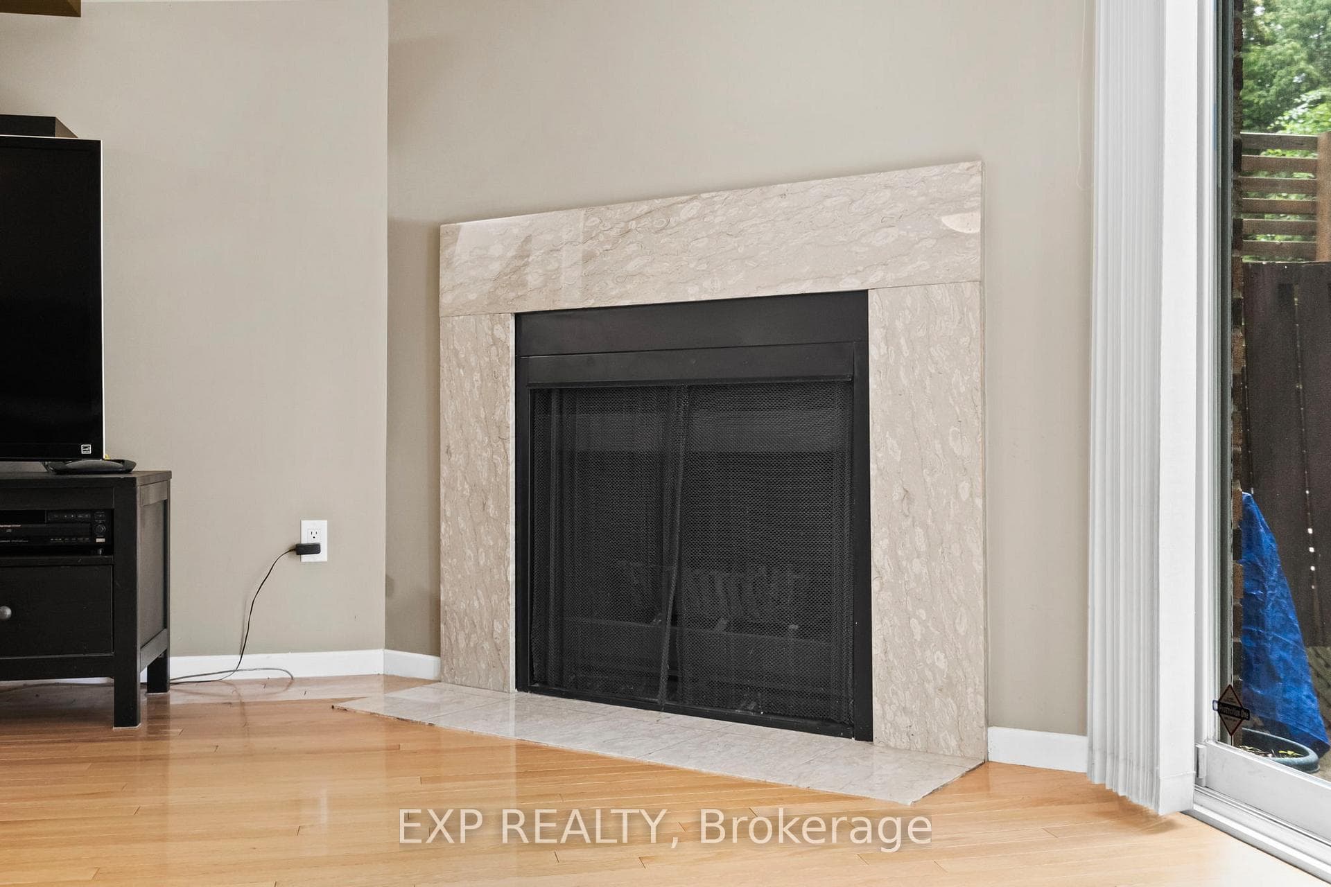 25 Lilac Avenue photo 37