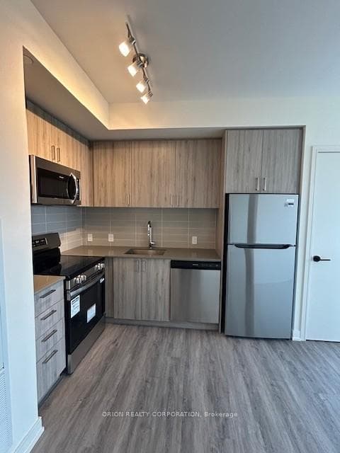 8020 Derry Road Unit 903 photo 8