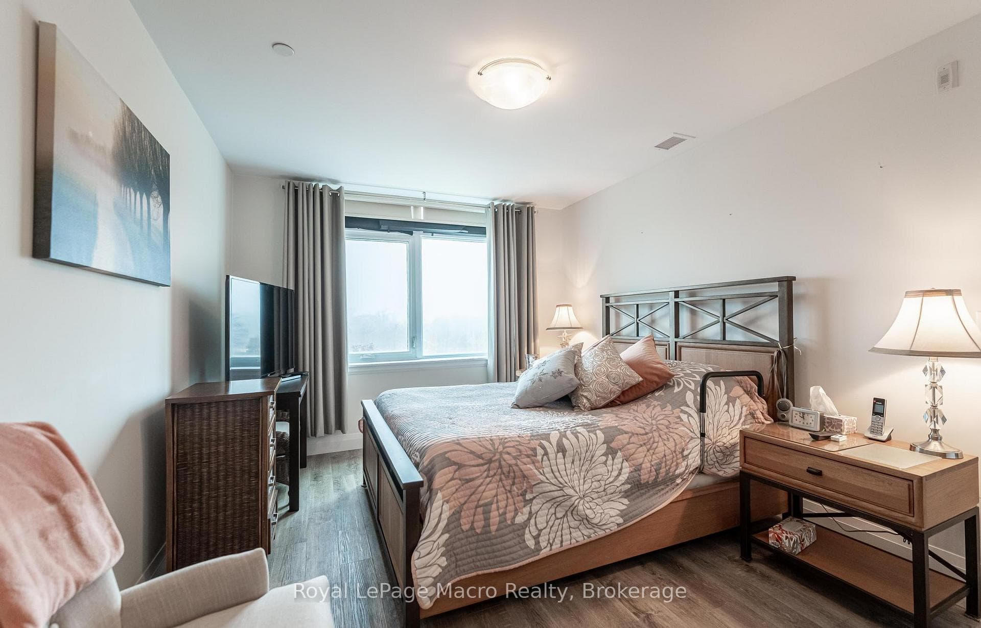 1 Redfern Avenue Unit 339 photo 19