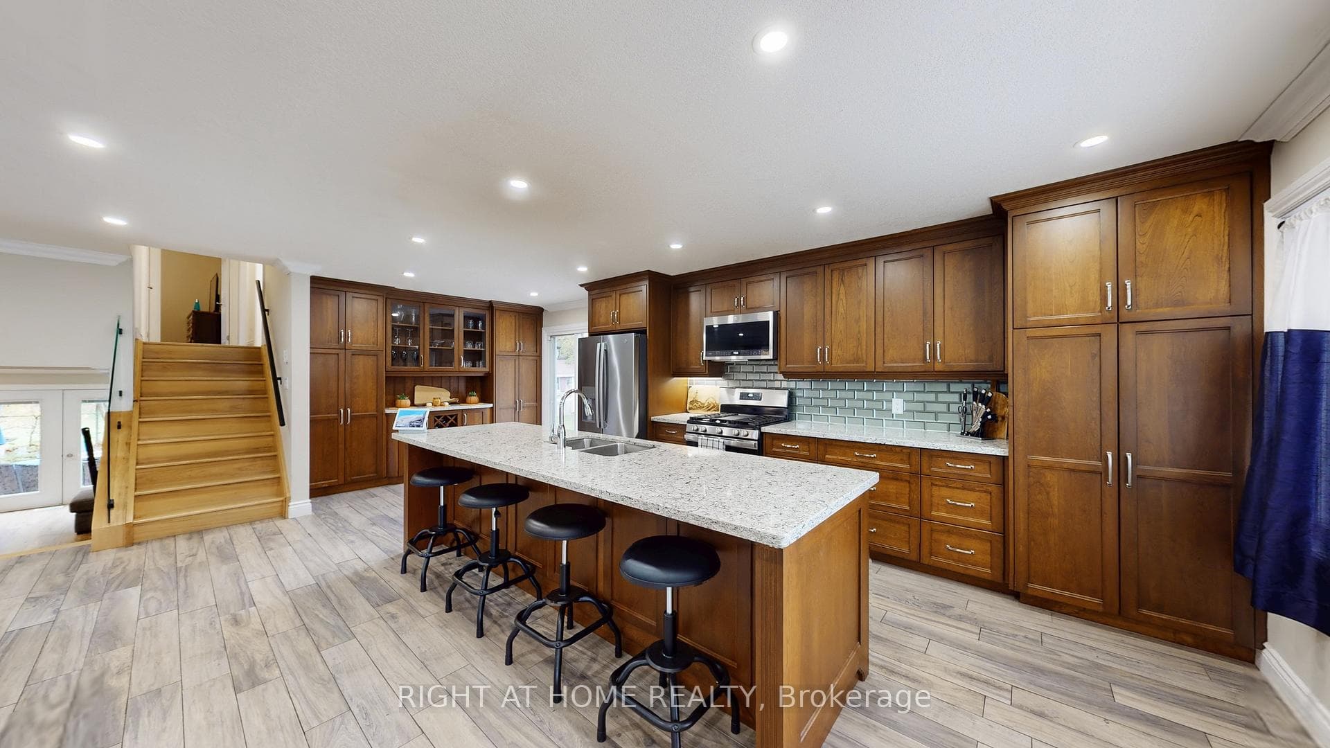 5 Glendale Avenue photo 9