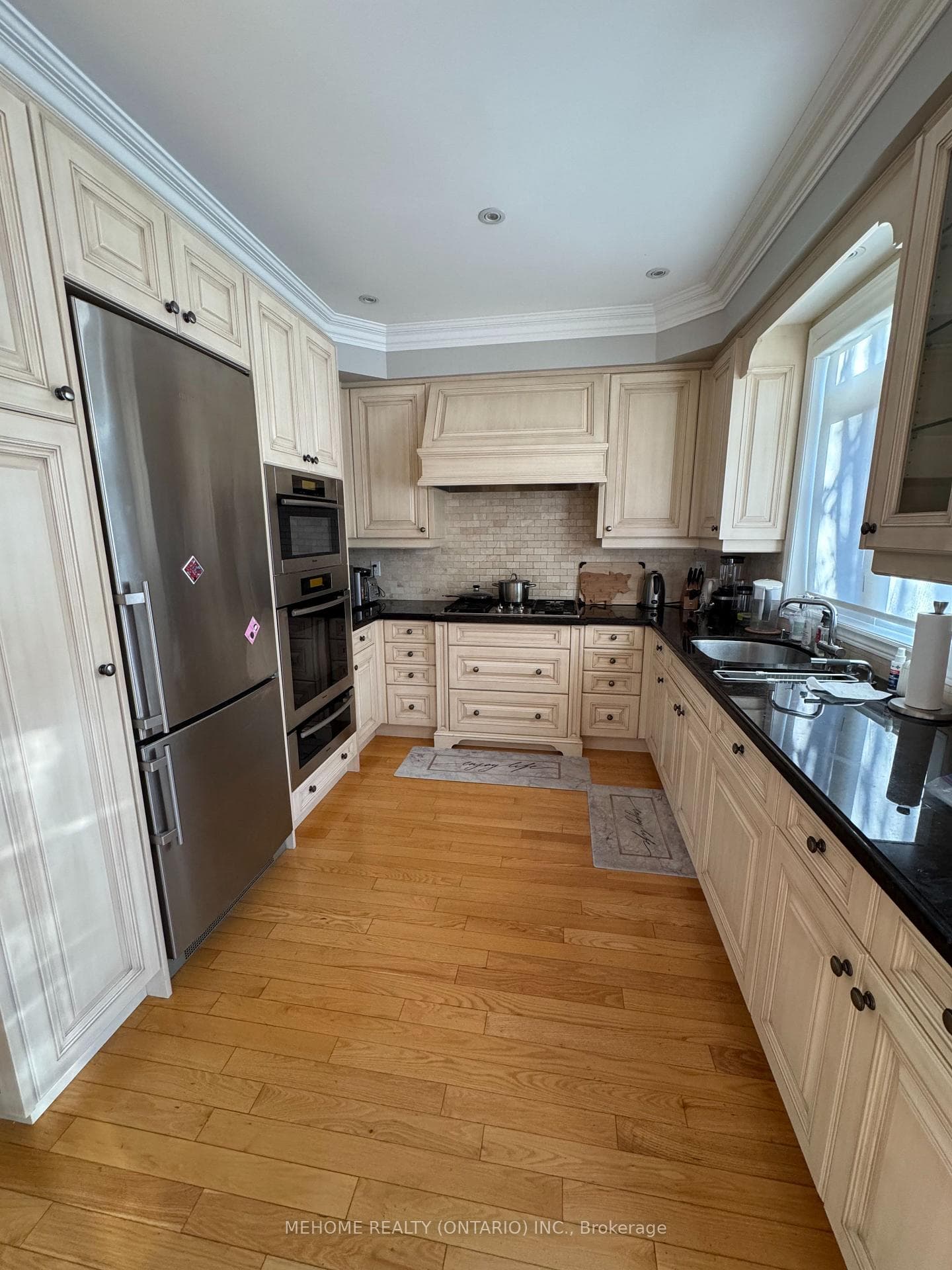 35 Jacobi Court photo 2
