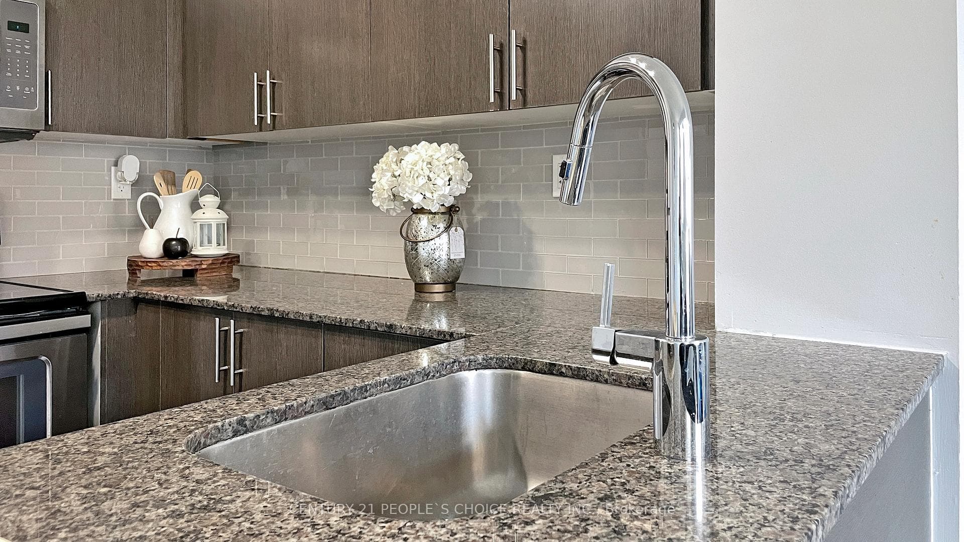 90 Orchid Place Drive Unit 313 photo 9