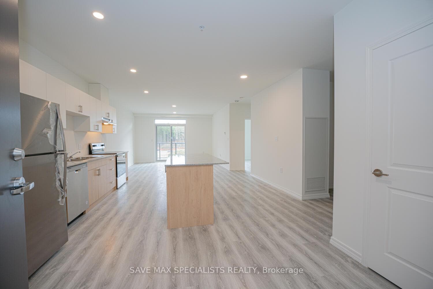 1098 Paisley Road Unit 407 photo 8
