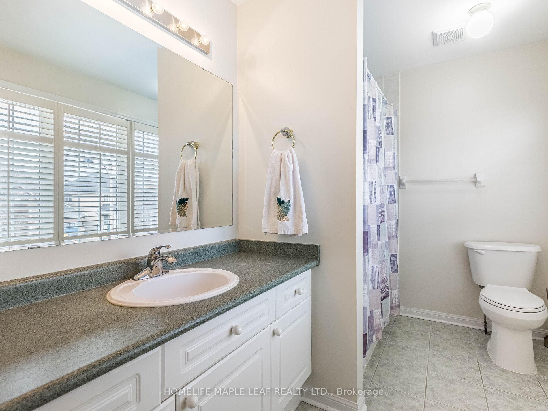 189 Treeline Boulevard photo 23