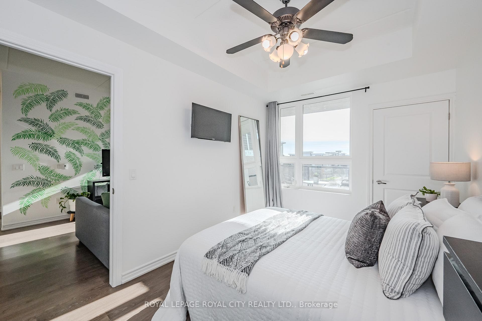 1284 Gordon Street Unit 313 photo 27