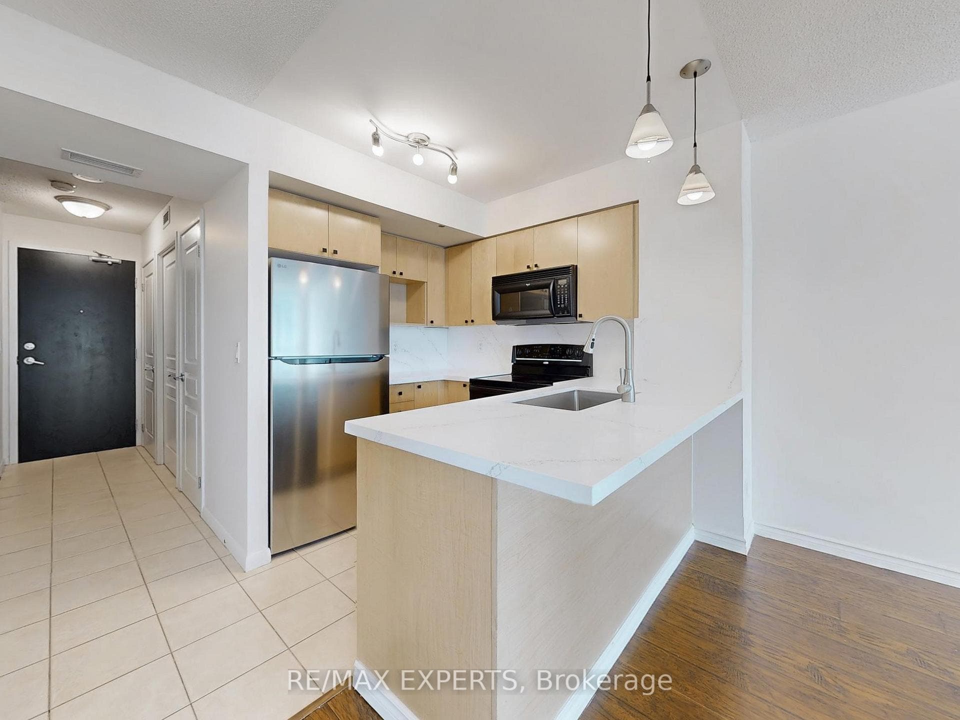 18 Yonge Street Unit 2702 photo 17