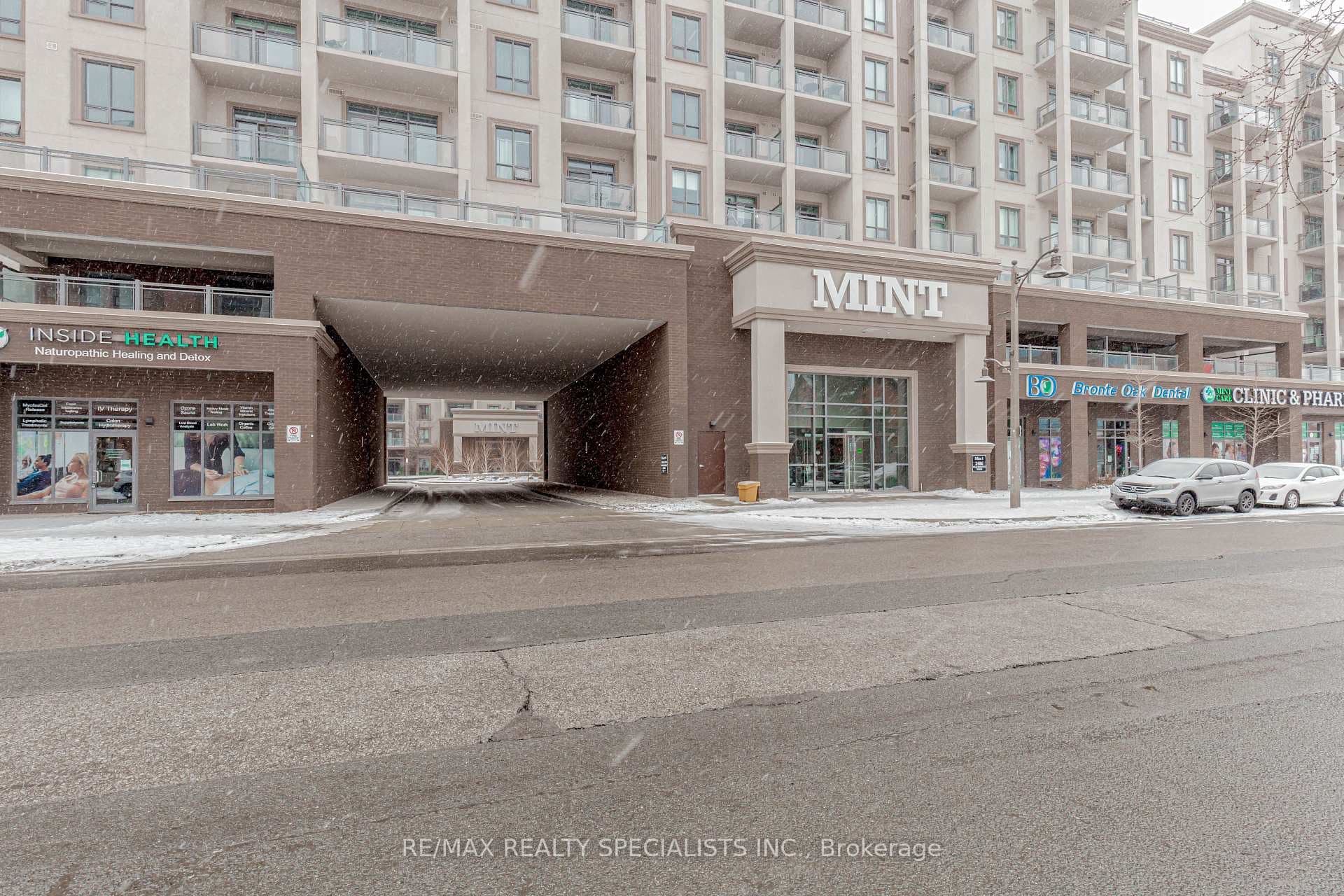 2486 OLD BRONTE Road Unit 616 photo 3