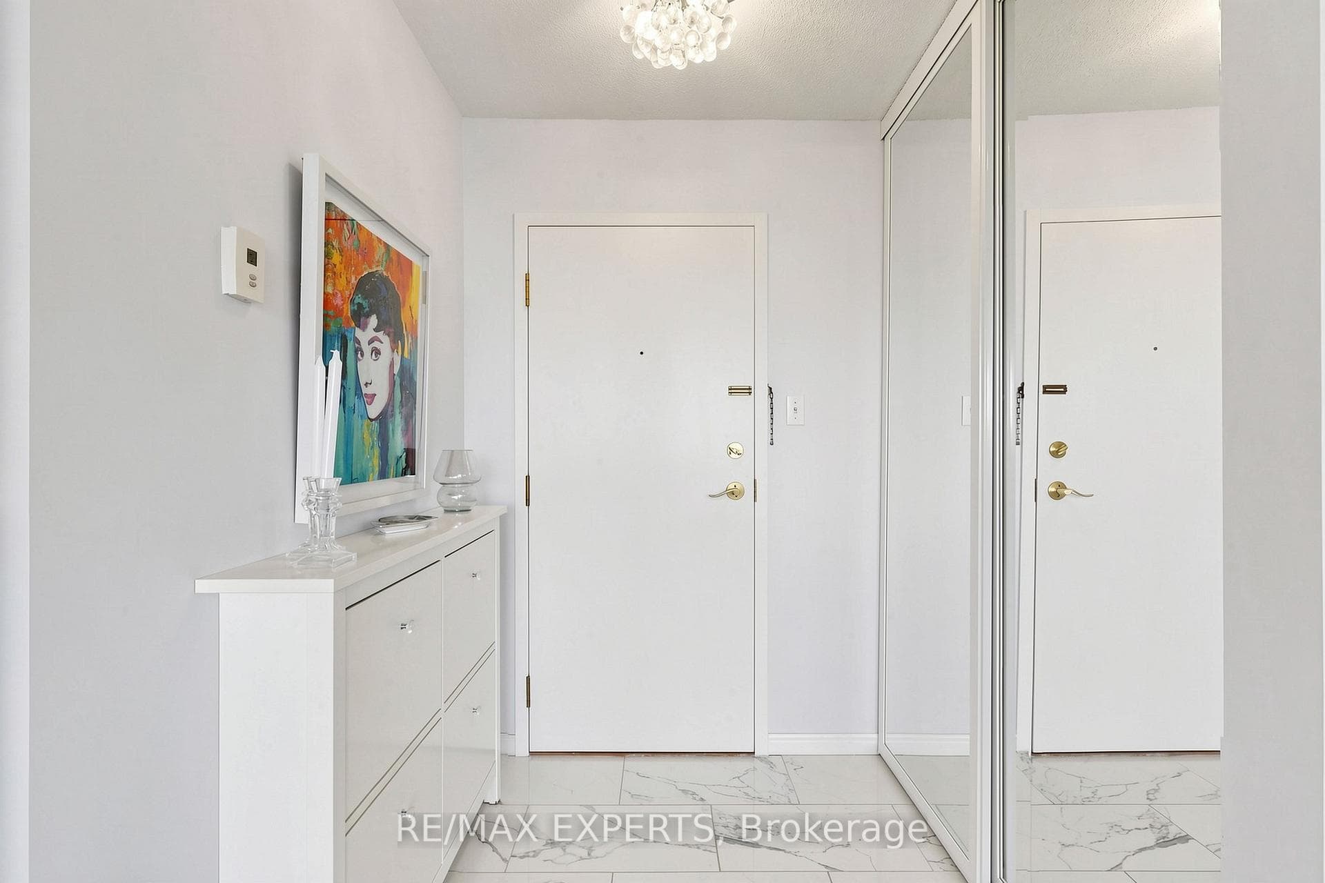 1360 Rathburn Road Unit 909 photo 34