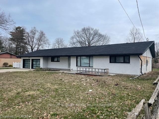 3957 Victoria Avenue photo 1