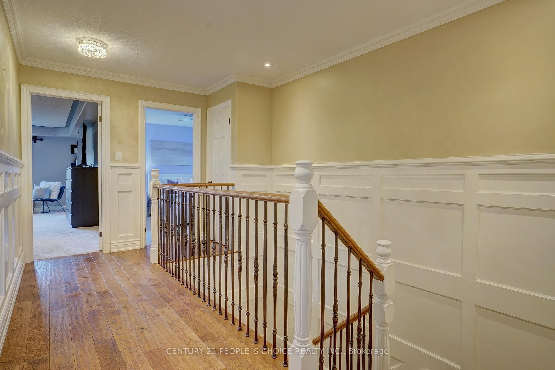 119 Laprade Square photo 21