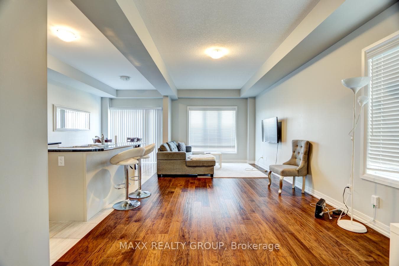6731 Cropp Street photo 7