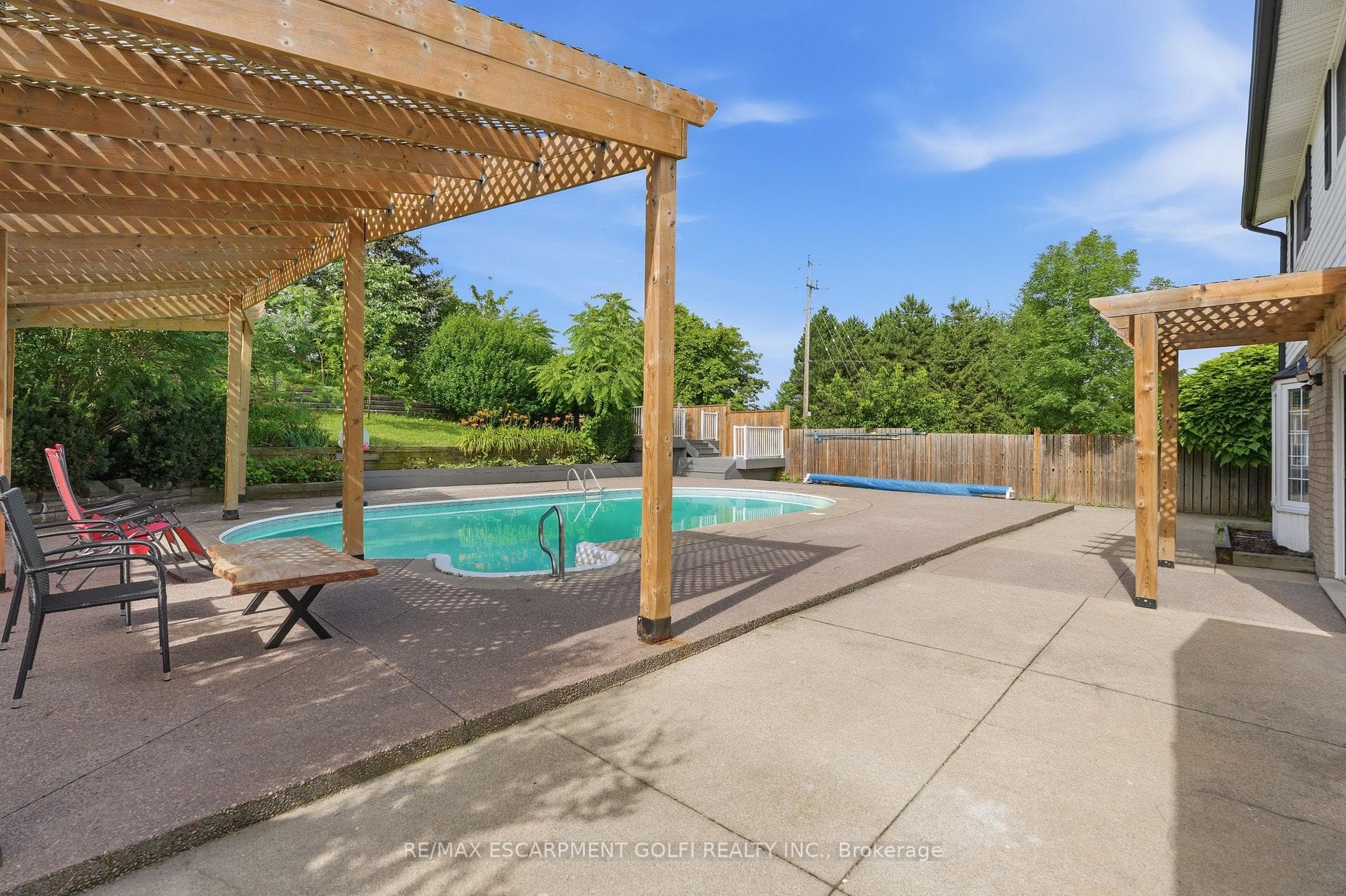 95 Birchpark Drive photo 41