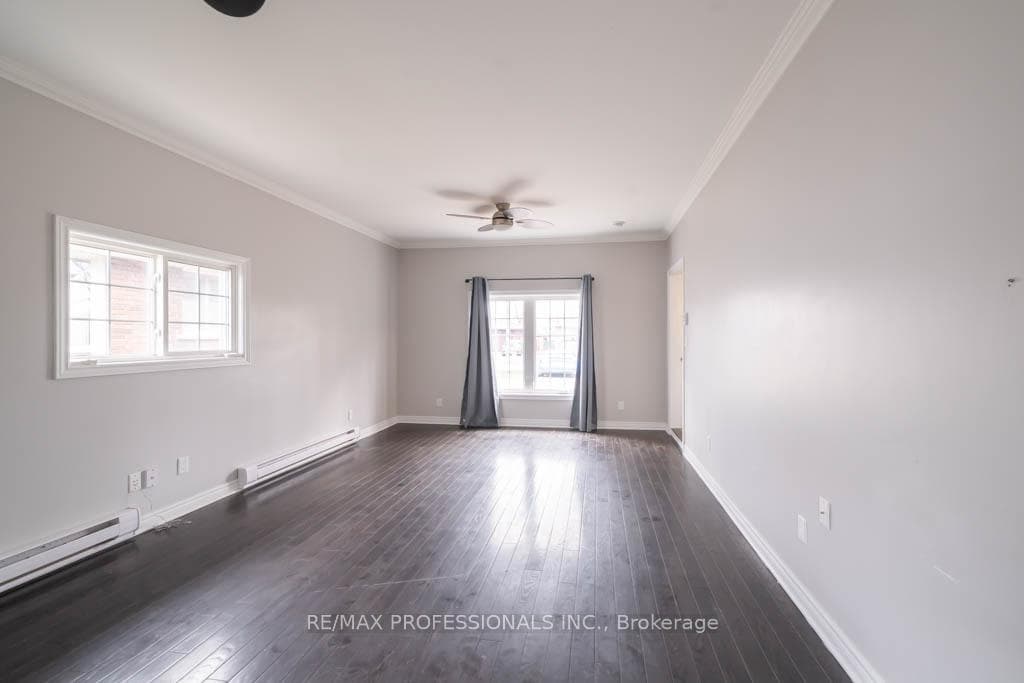 13 Baraniuk Street Unit Upper photo 16