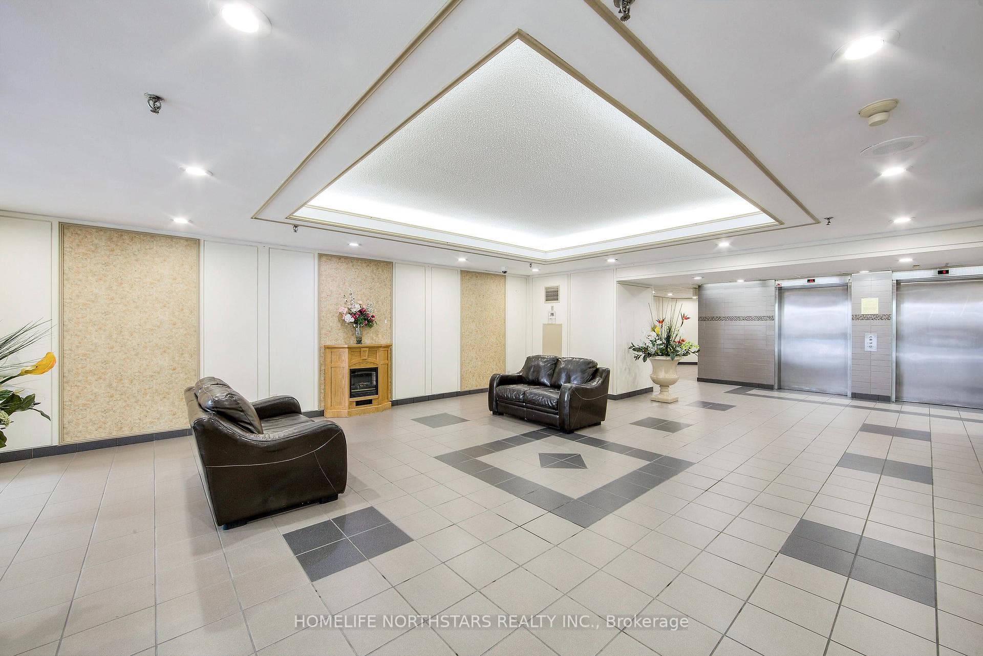 400 Mclevin Avenue Unit 1001 photo 4