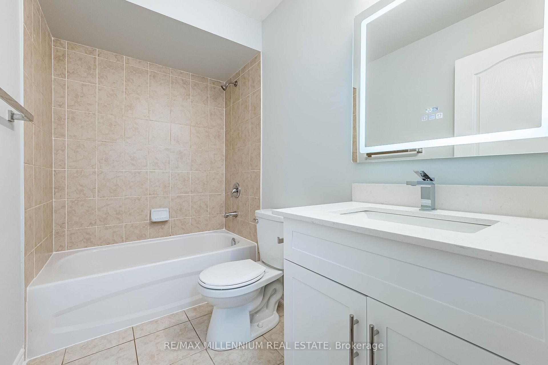 22 Magdalene Crescent photo 45