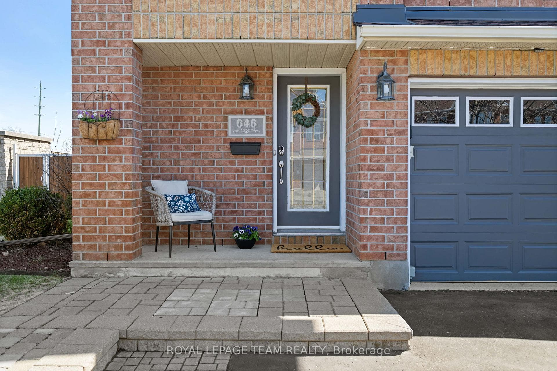 646 Casabella Drive photo 3