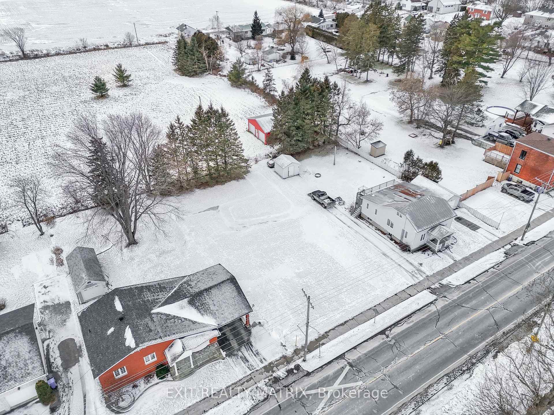 228 Main Street photo 7