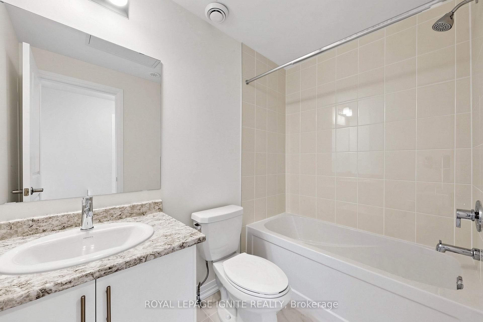 155 Tapscott Road Unit 22 photo 29