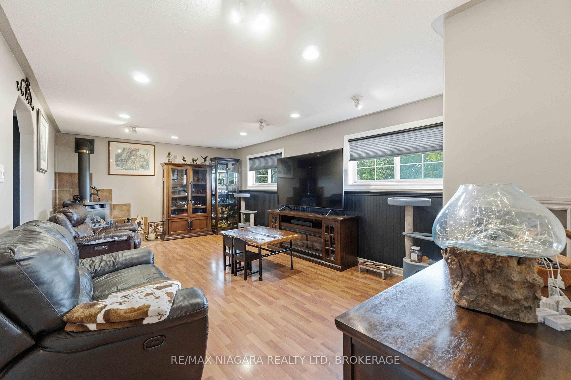 661 Carl Road photo 22