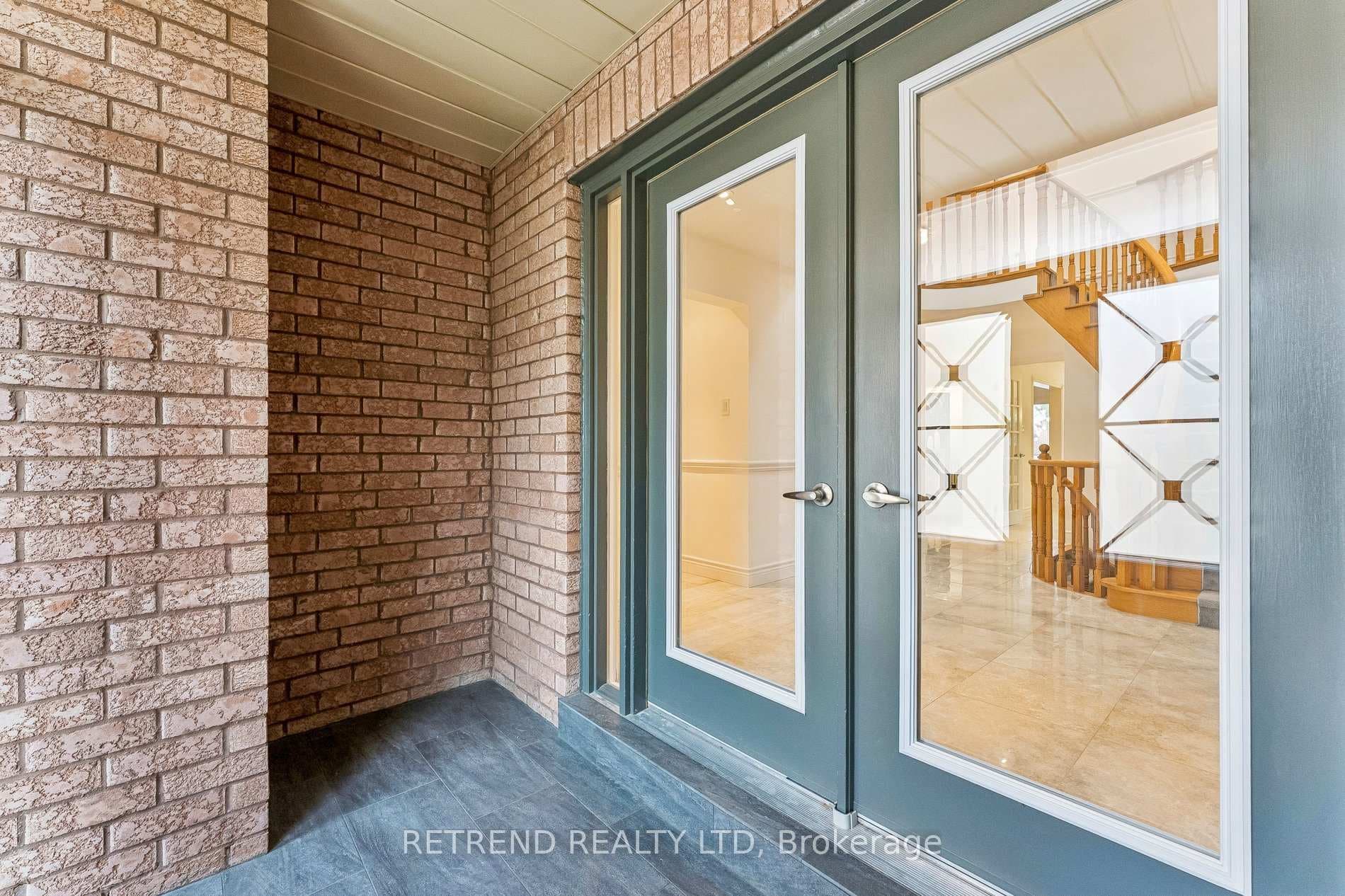 111 Hillcrest Avenue photo 4