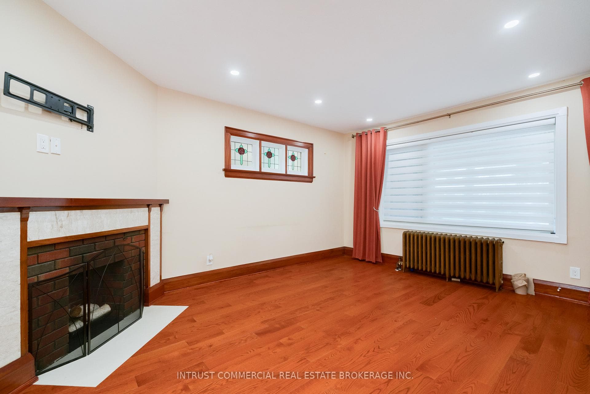 11 High Park Avenue Unit Main Floor photo 7