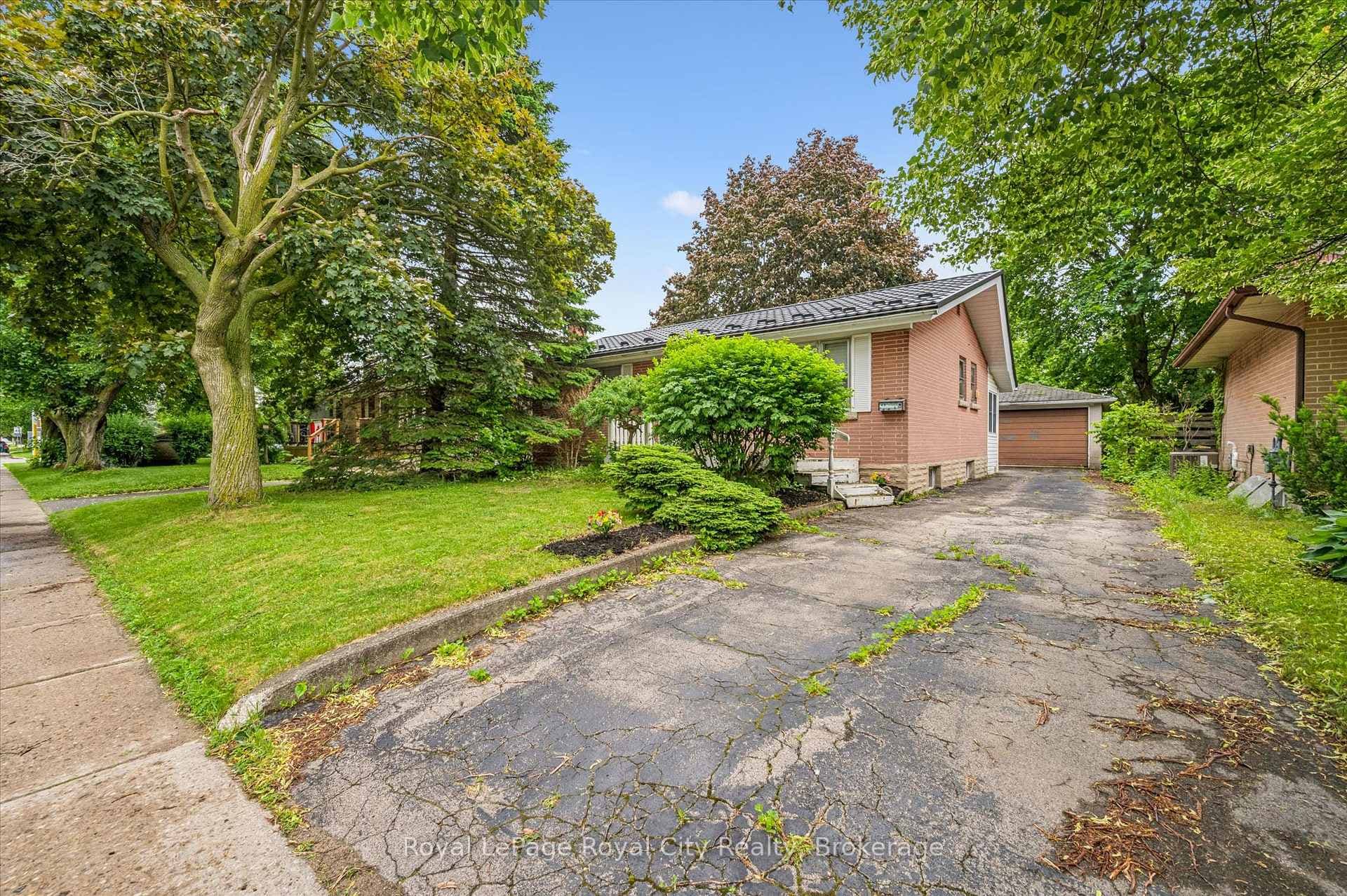 87 Cassino Avenue photo 7