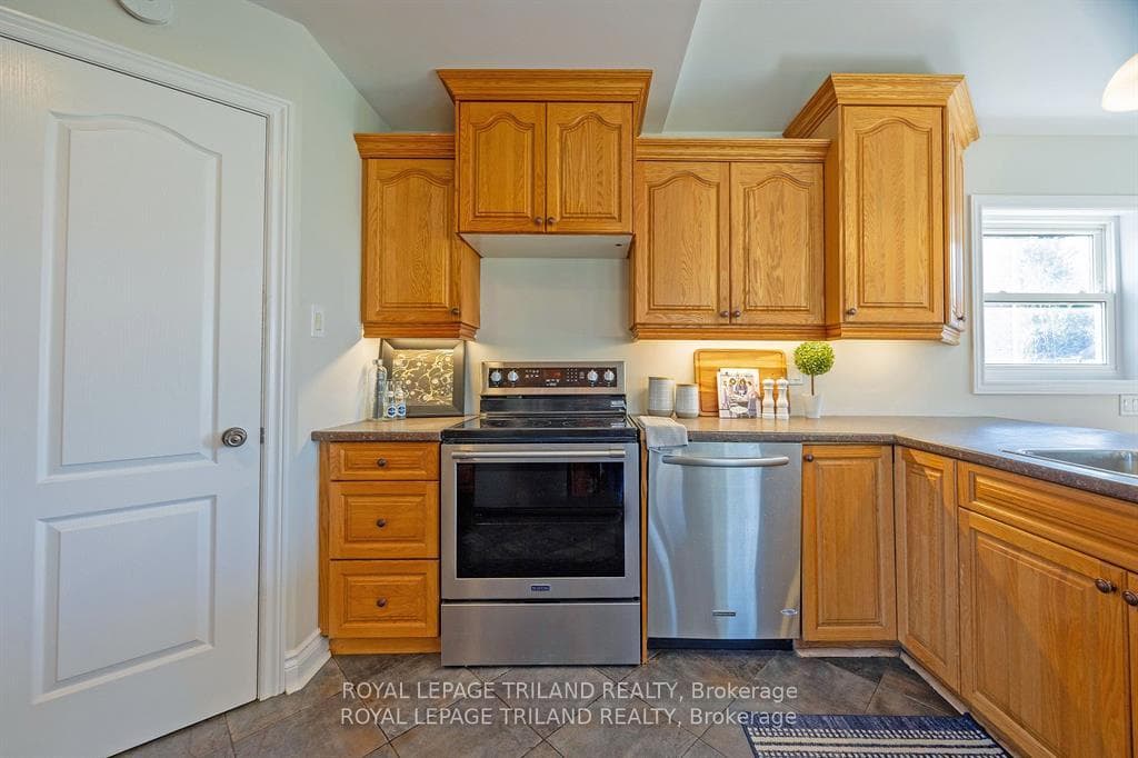 859 Willow Drive photo 19