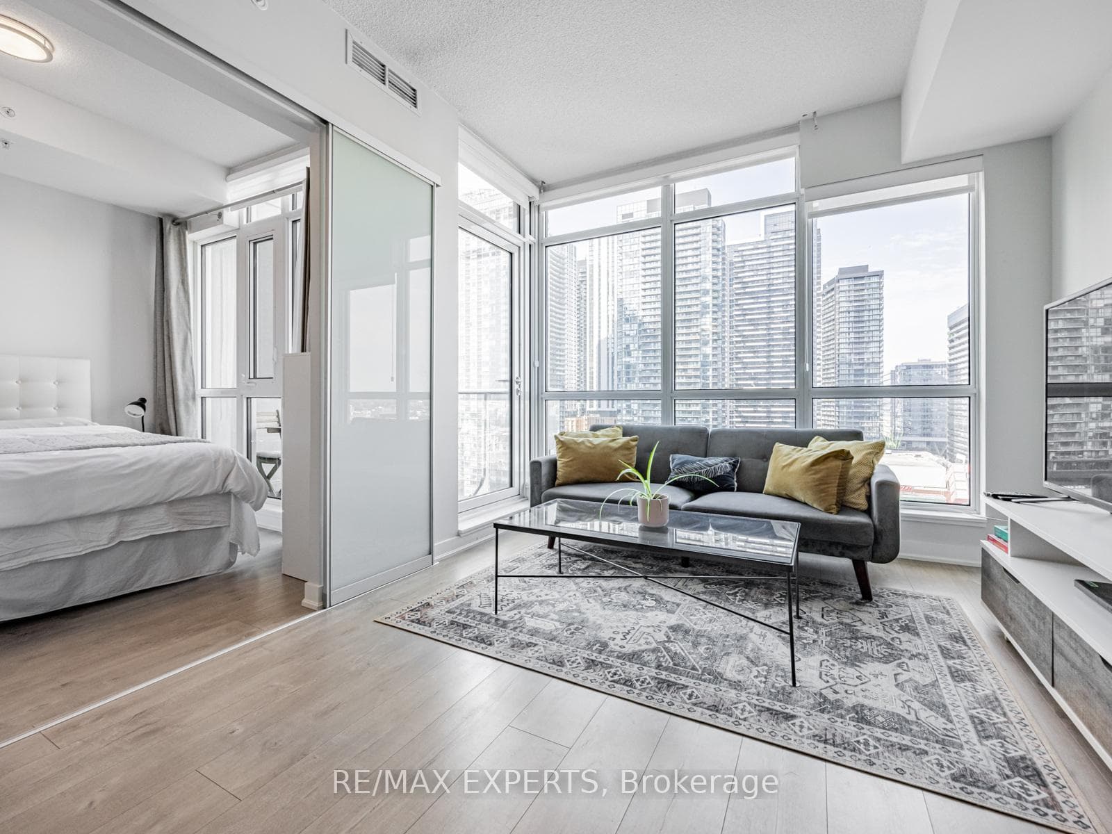 30 Nelson Street Unit 1608 photo 8
