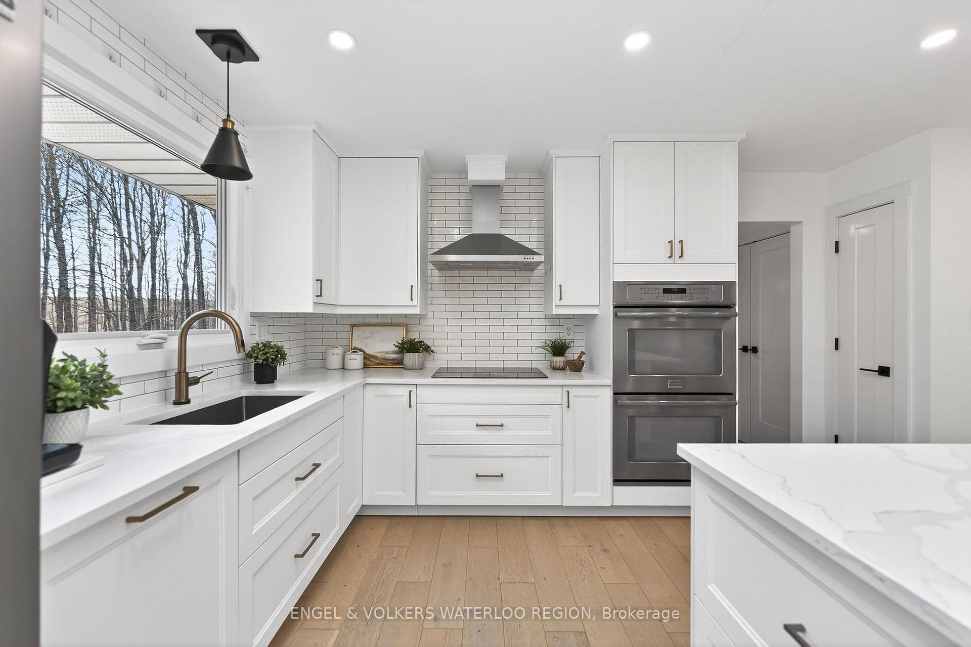 1283 Wilby Road photo 18