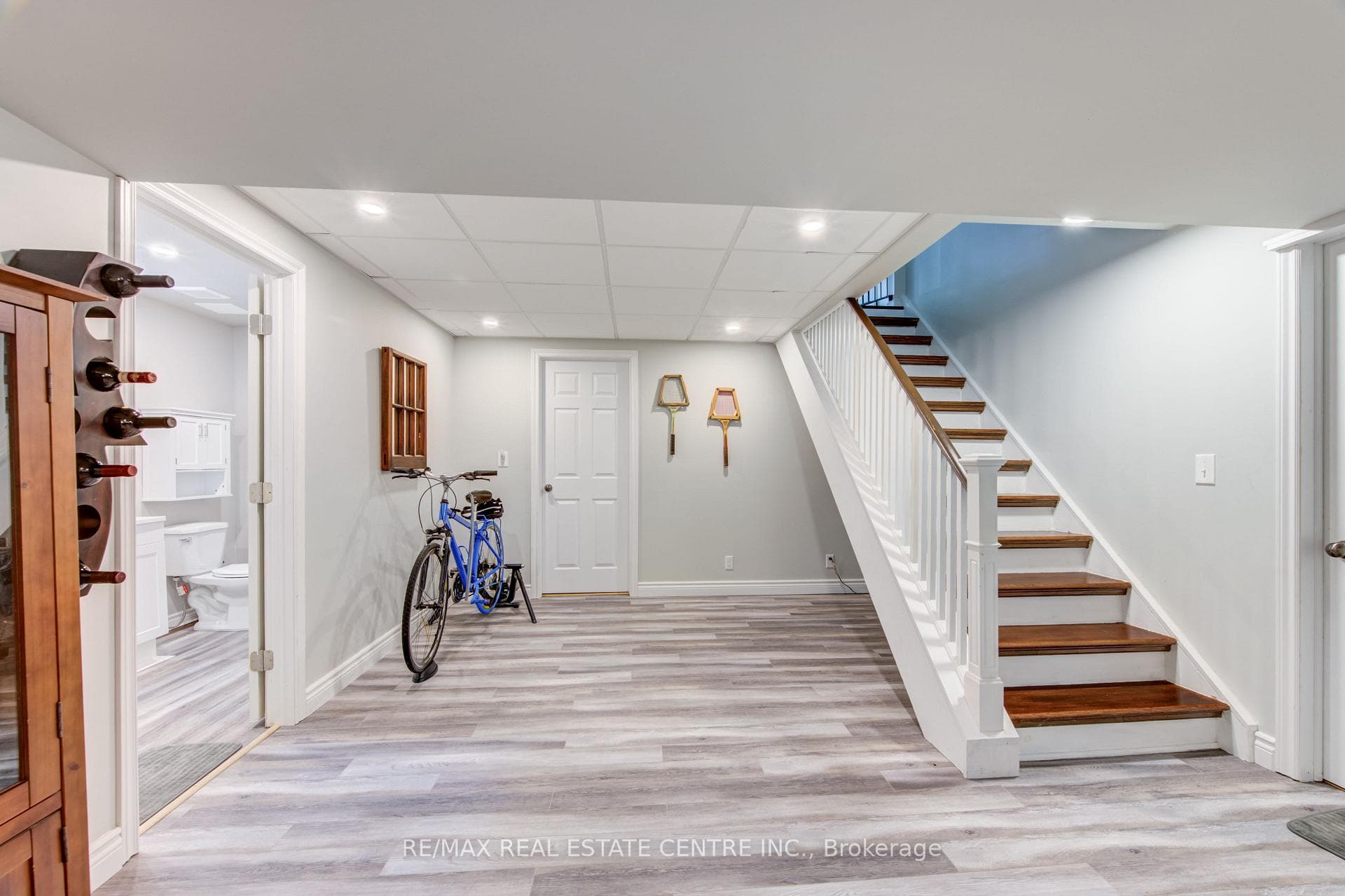 95 Allen Street photo 33