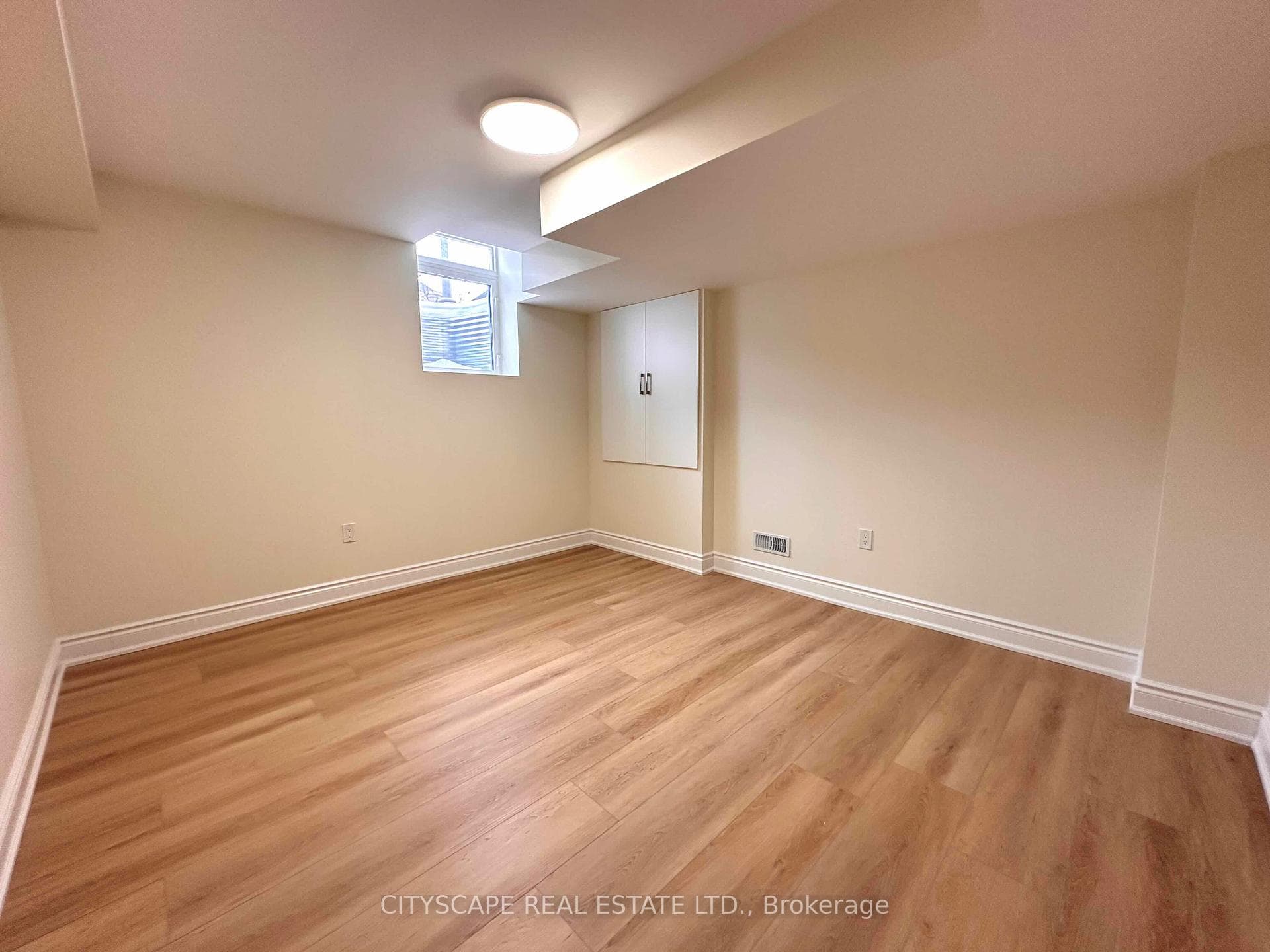 Bedroom 12.5' x 10.8'