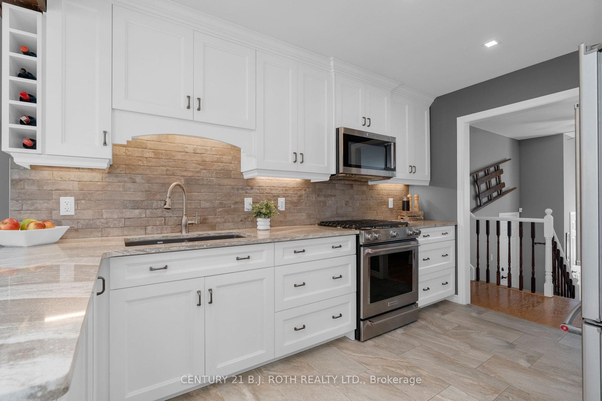 112 Lewis Drive photo 14