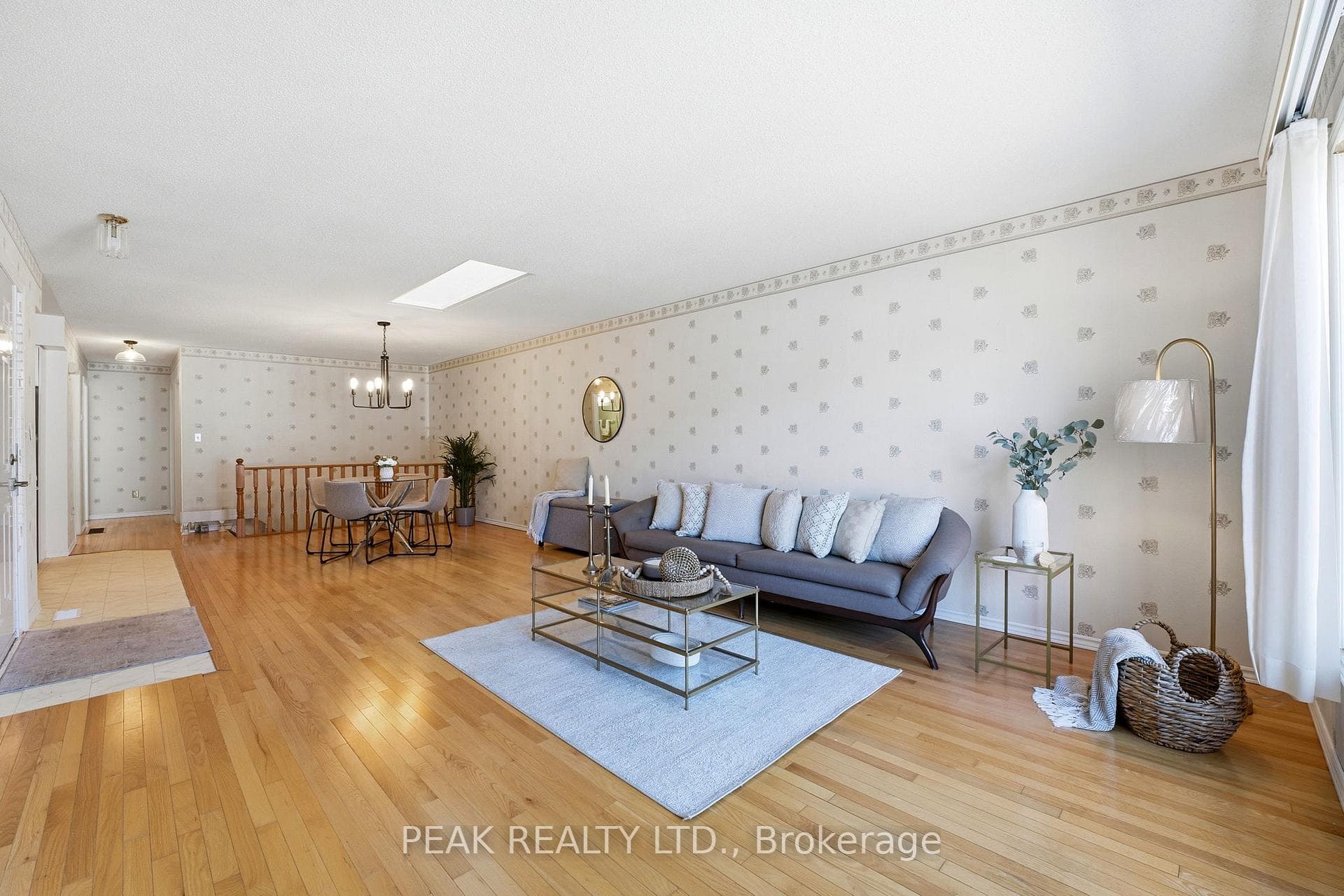 570 West Street Unit 43 photo 6
