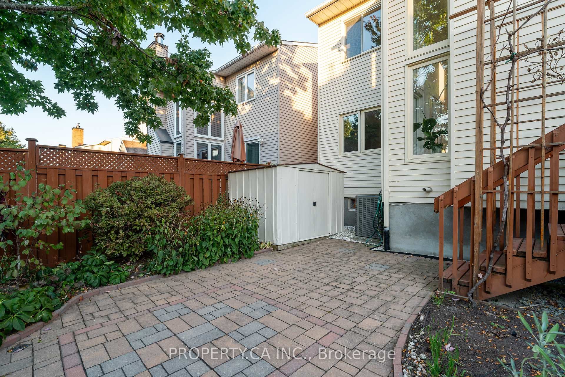 11 Dossetter Way photo 46