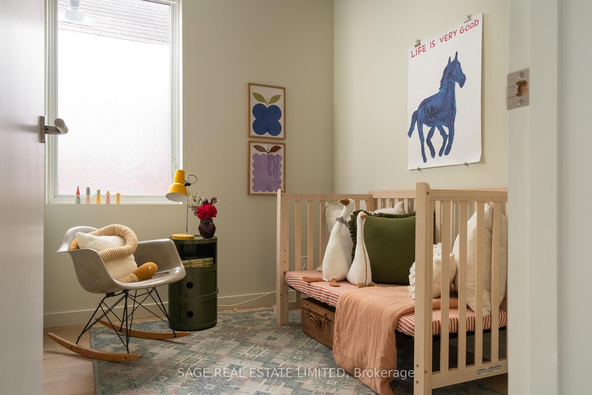 109 Pauline Avenue photo 24