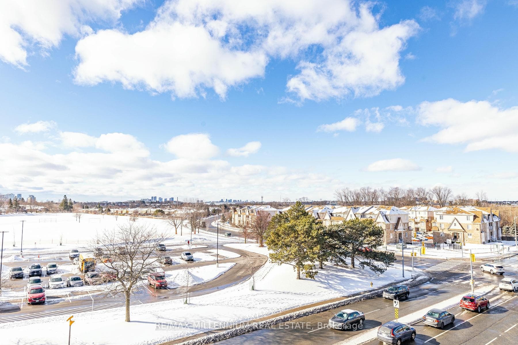 165 Tapscott Road Unit 11 photo 38