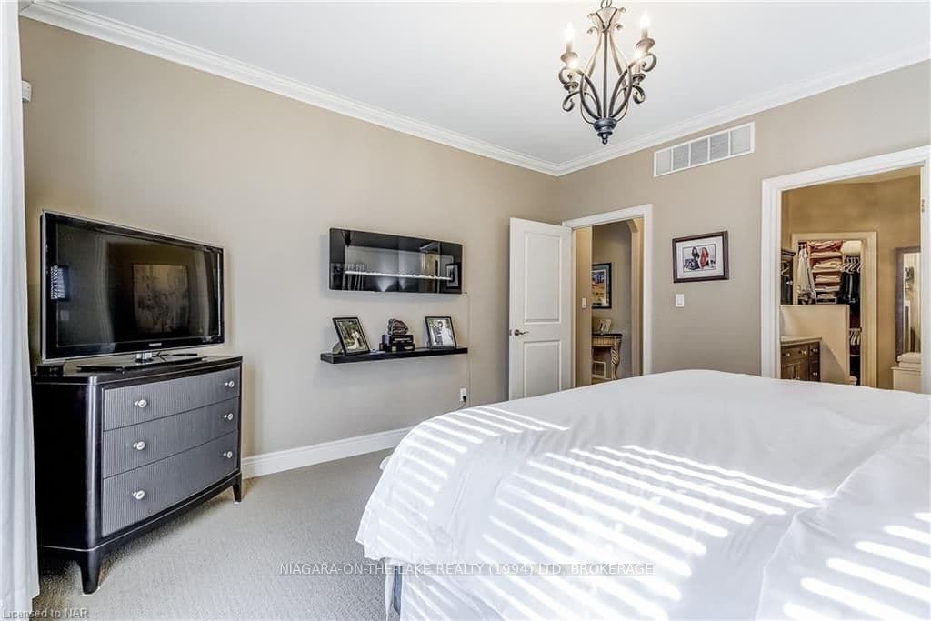6384 PINESTONE Road photo 17