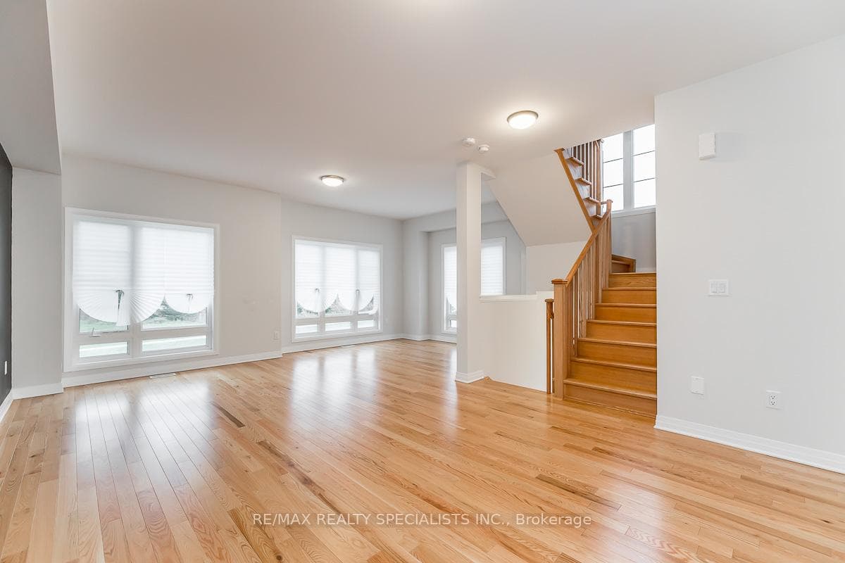 509 Simcoe Road photo 7