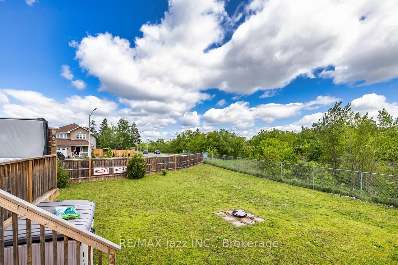 1 MILLPOND Lane photo 39