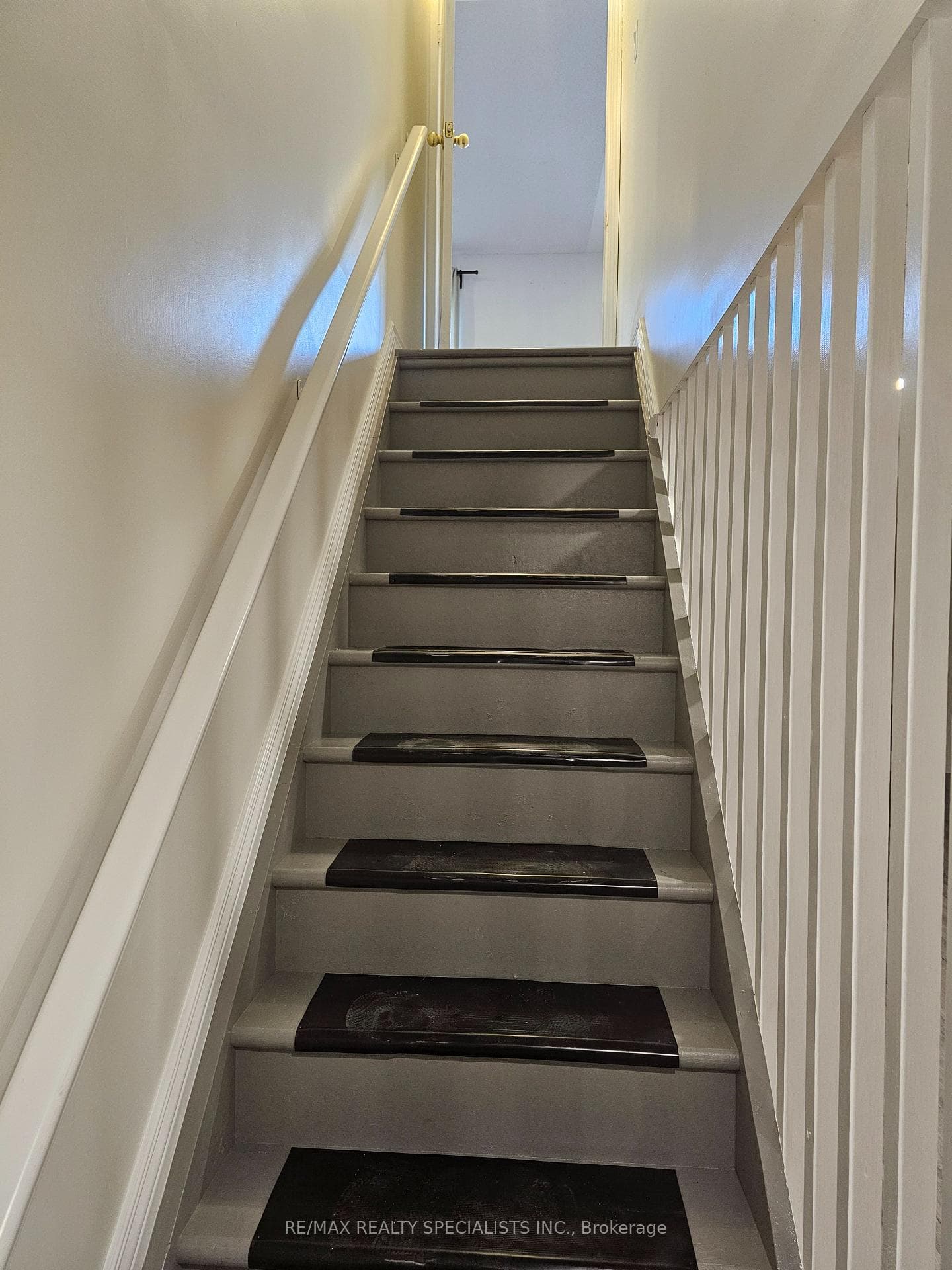 283 Delancey Boulevard photo 37