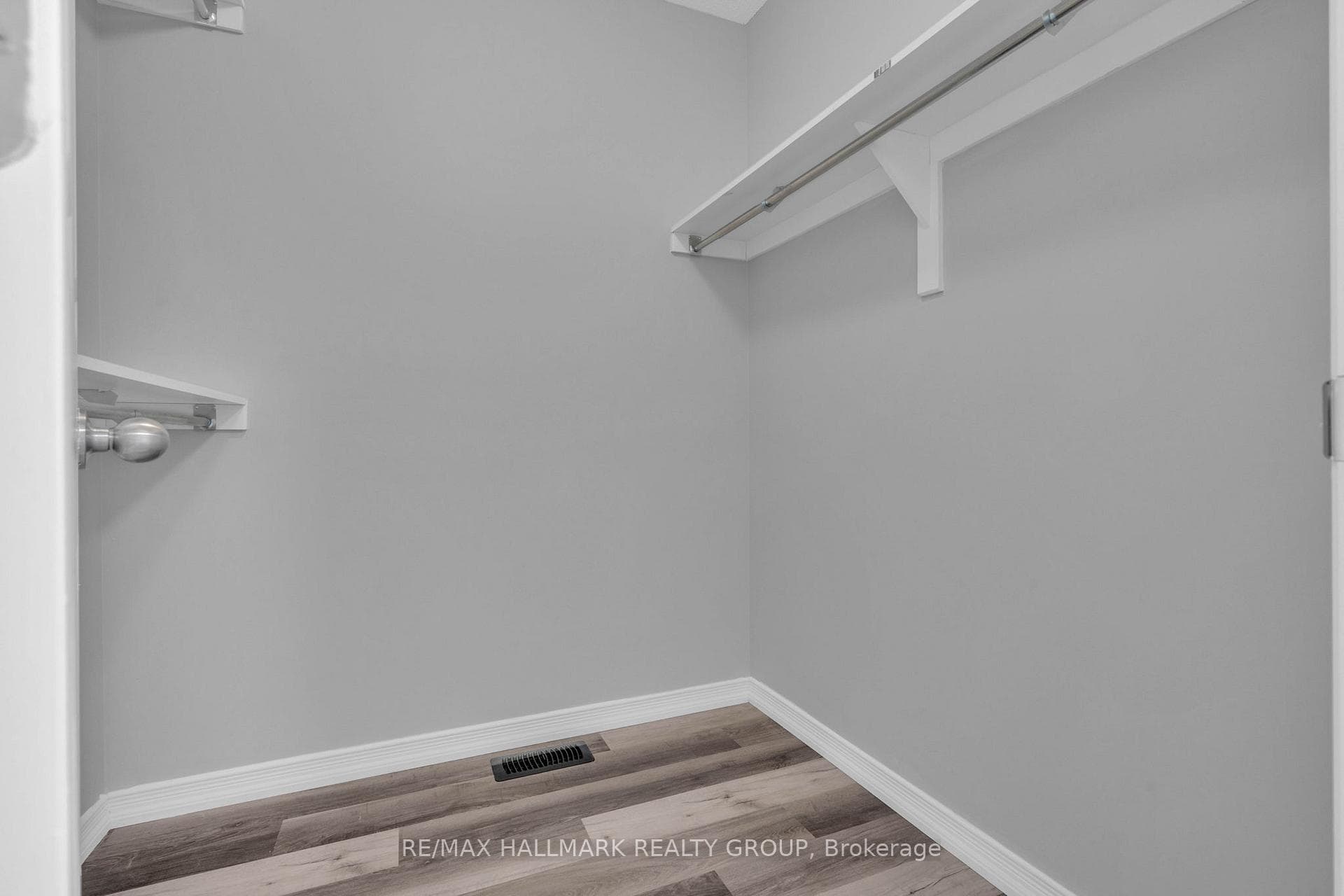 337 Brigitta Street photo 20