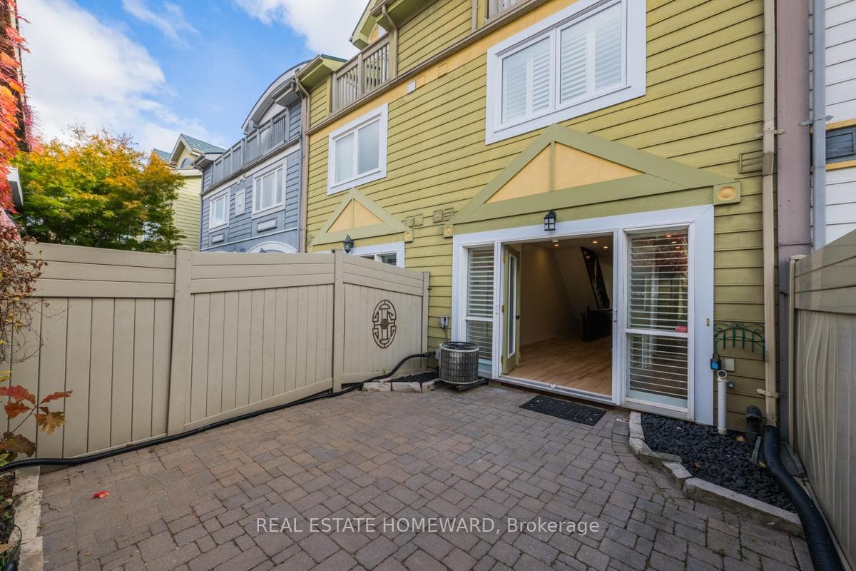 1848 Lake Shore Boulevard photo 36