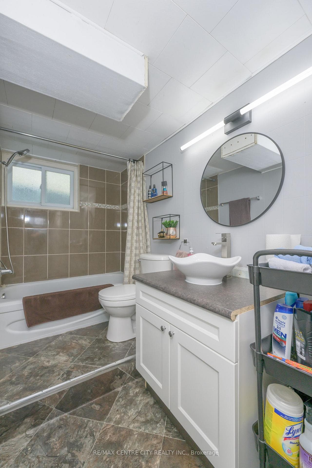 1650 Evangeline Street photo 30