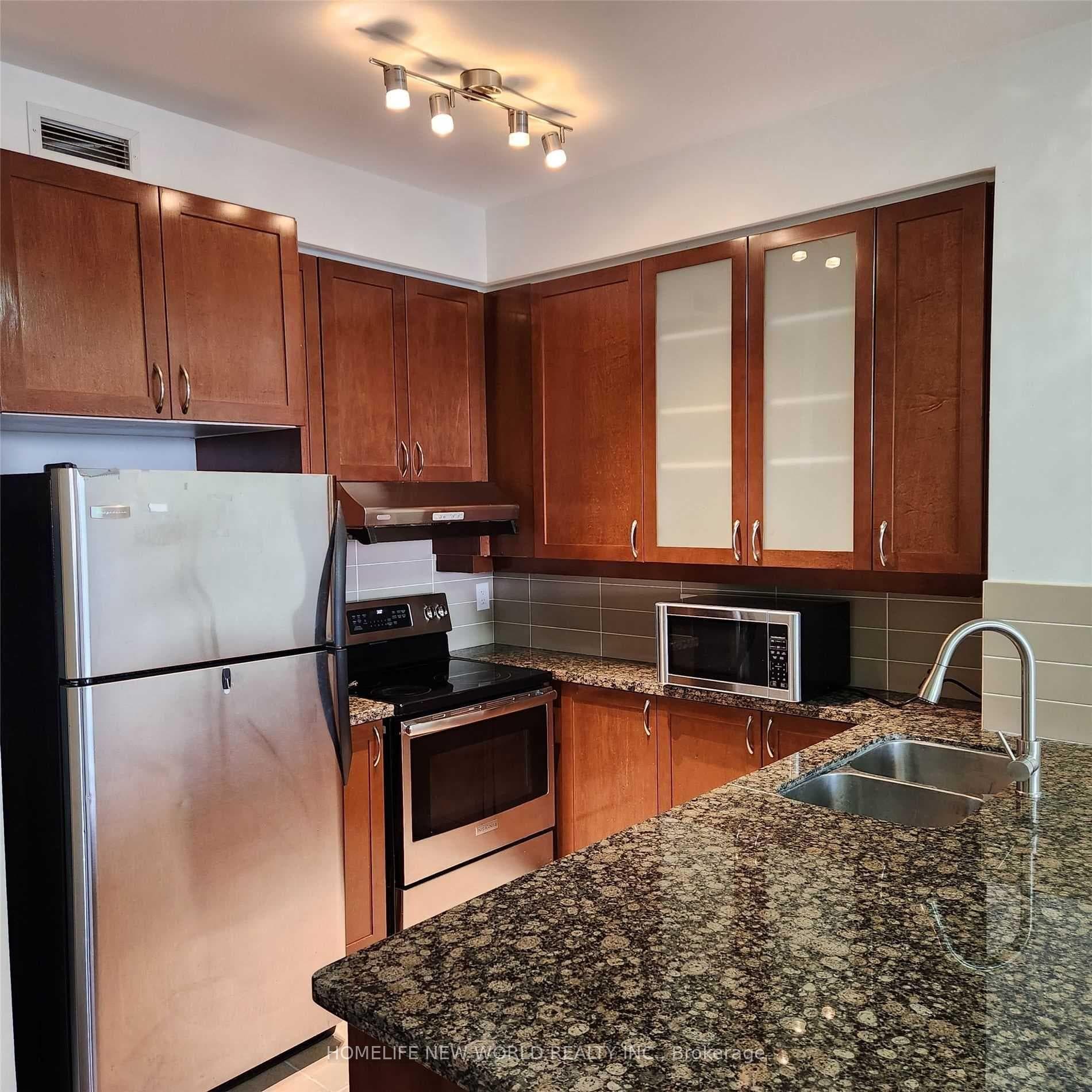 39 Upper Duke Crescent Unit 507 photo 12
