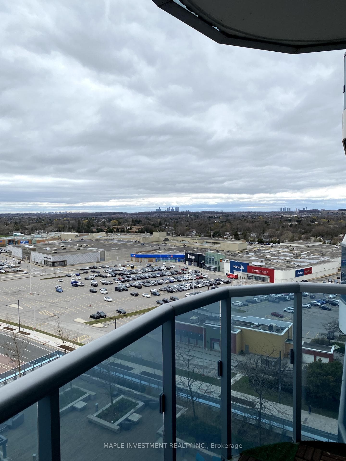 9471 Yonge Street Unit 1521 photo 13