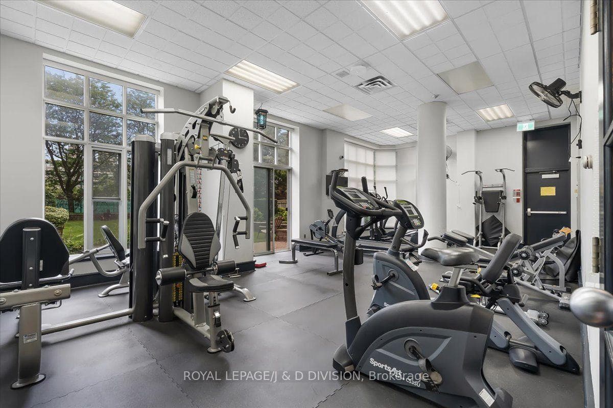 21 Overlea Boulevard Unit 1306 photo 27