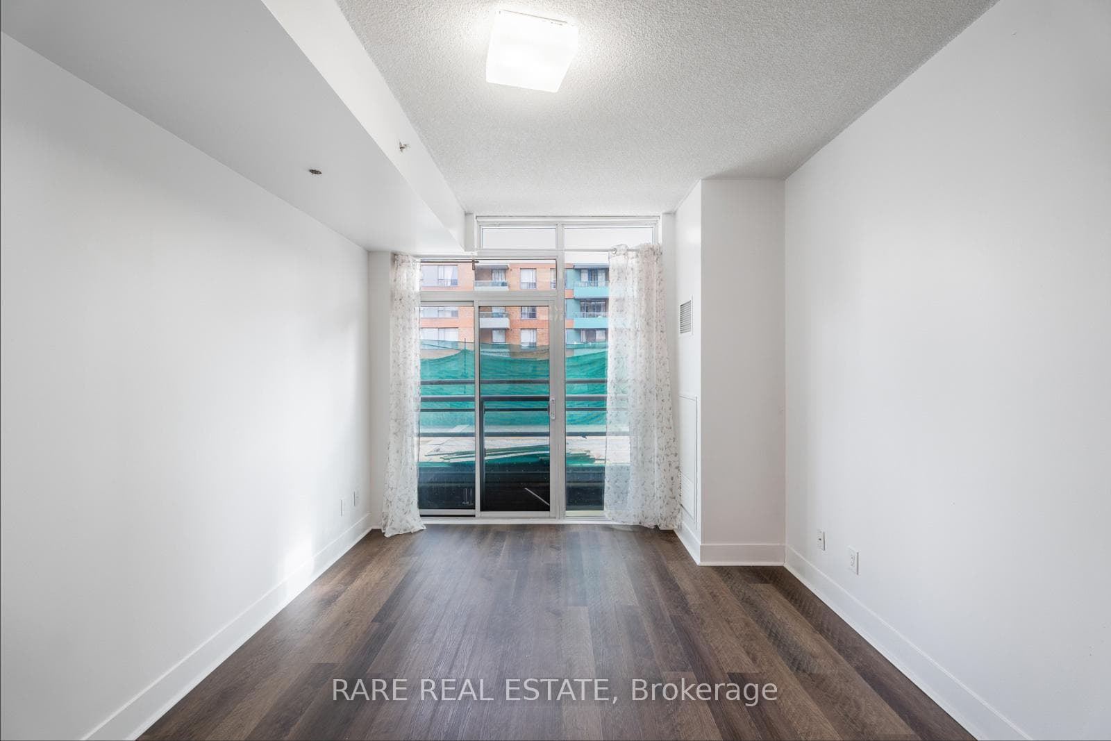 68 Merton Street Unit 208 photo 9