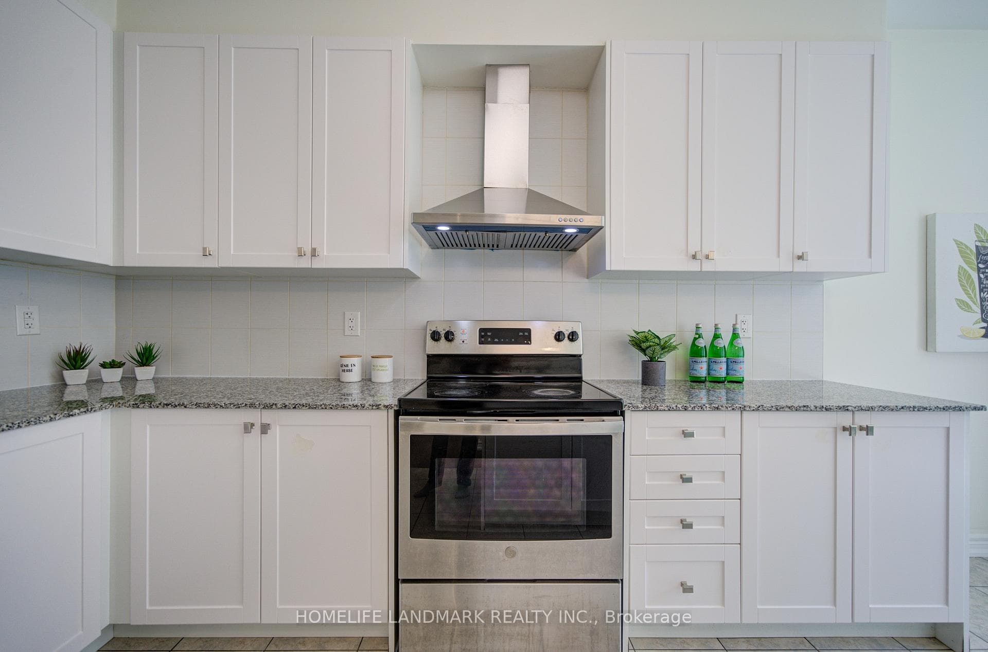 77 McCague Avenue photo 18
